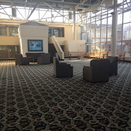 Days Inn By Wyndham Montgomery Near Aum 外观 照片